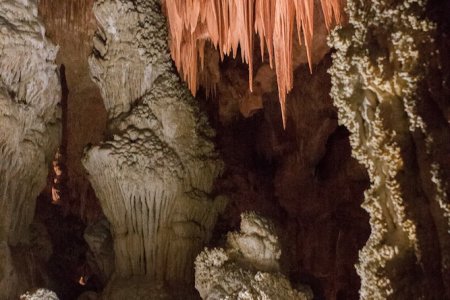 Stalactieten en stalagmieten